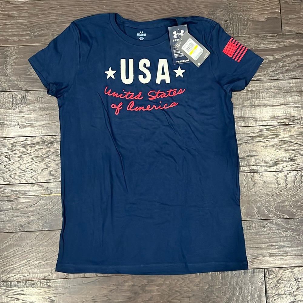 UNDER ARMOR- USA Top, Freedom T-shirt, Medium